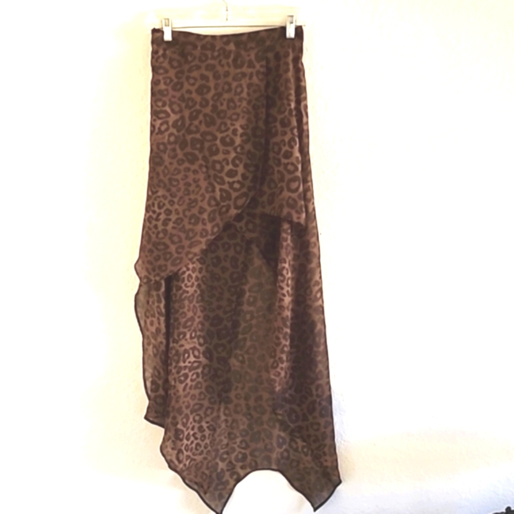 Nasty Gal Midi Tiered Skirt. Size Small. Leopard Print. Side Zip. Dark Romantic